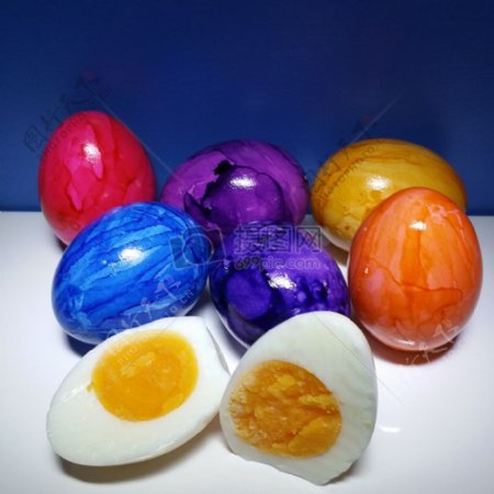 彩色的鸡蛋