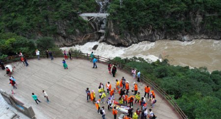 云南玉龙虎跳峡风景