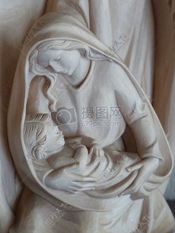 玛丽亚雕像处女