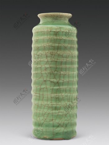 龙泉窑青瓷弦纹瓶图片