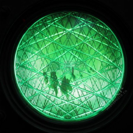 绿色的圆形灯