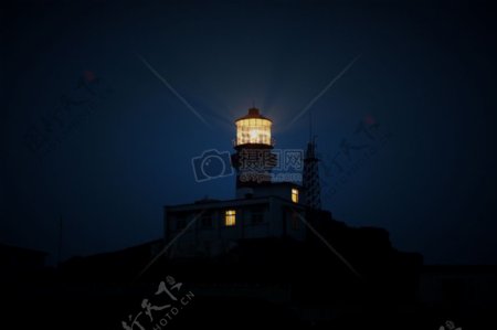 光夜海岸灯塔