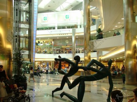 购物商场的雕像