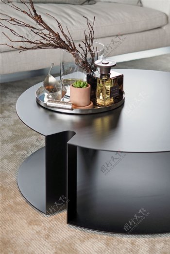 现代简约客厅茶几盆景设计图