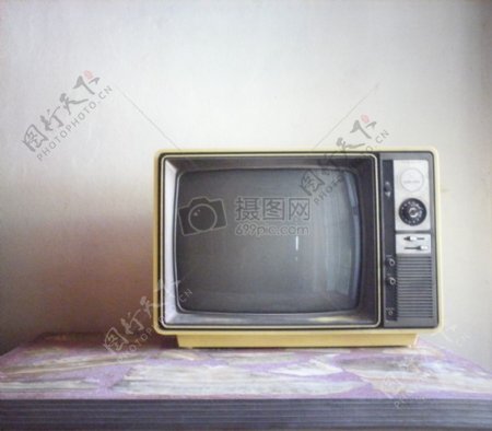 老旧式的电视机