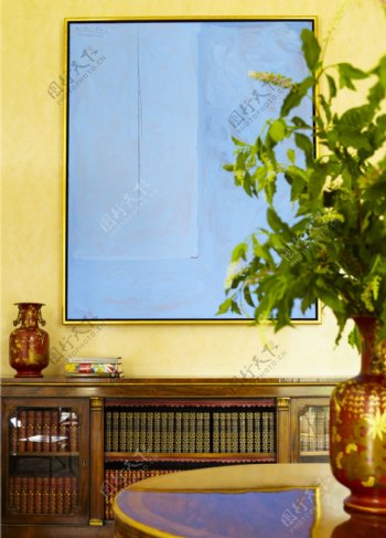 法式室内时尚书房黄色背景墙设计图