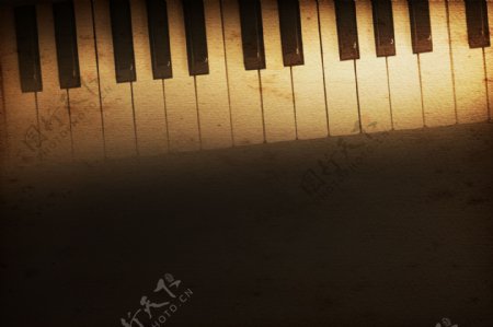 复古钢琴图片