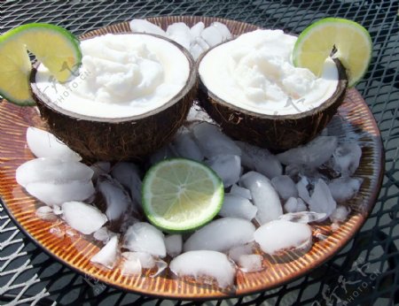 椰子冰淇淋图片