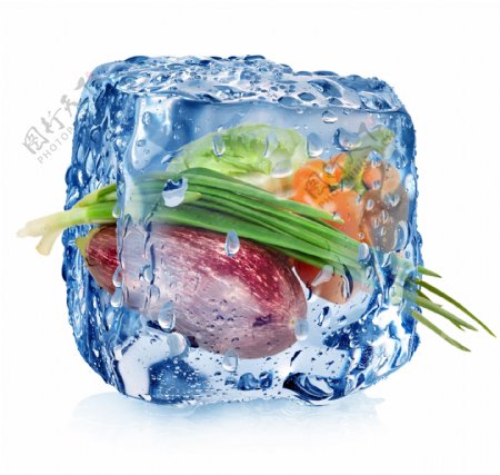 冰块里的蔬菜图片