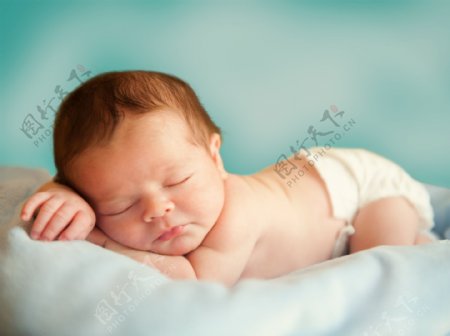 睡觉的可爱宝宝图片