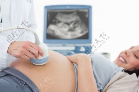孕妇做超声波图片