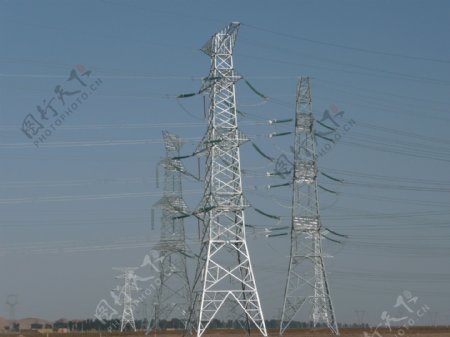 330kV铁塔图片