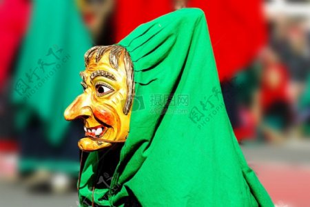 狂欢节的巫婆面具