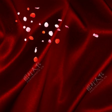 红色丝绸浪漫花瓣背景