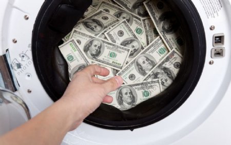 洗衣机里的美元