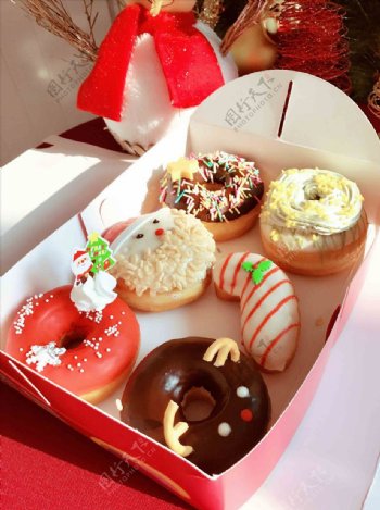 圣诞礼盒甜甜圈