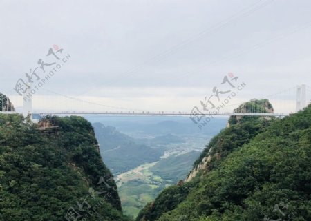丹东凤凰山玻璃桥