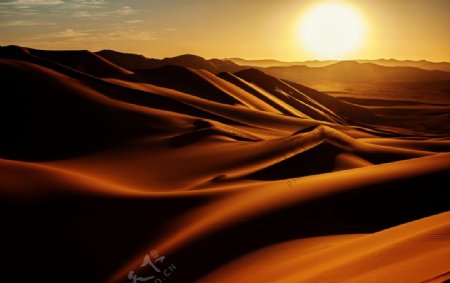 沙漠黄昏日落风景