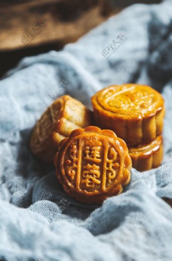 传统中秋月饼