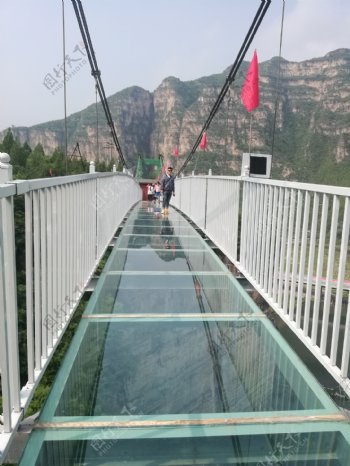 十渡玻璃桥
