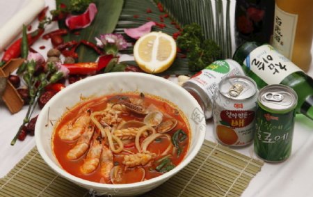 韩式海鲜辣汤面