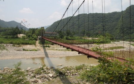 石泉水电吊桥
