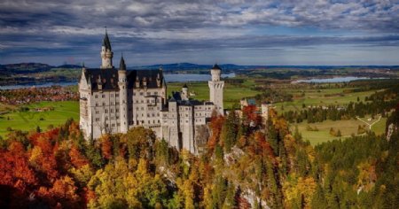 德国新天鹅城堡手绘清新