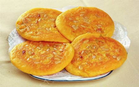 松仁玉米饼