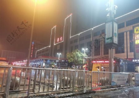 河南郑州地标火车站