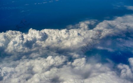 天空云层图片