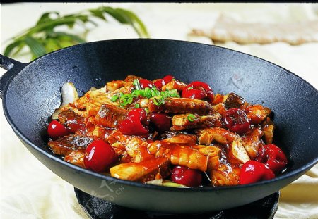 豫菜红焖汉江鱼酱香味图片