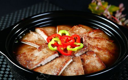 浙菜砂锅黑豆腐图片
