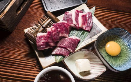 日本料理美食牛小排图片