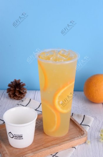 鲜橙果汁图片